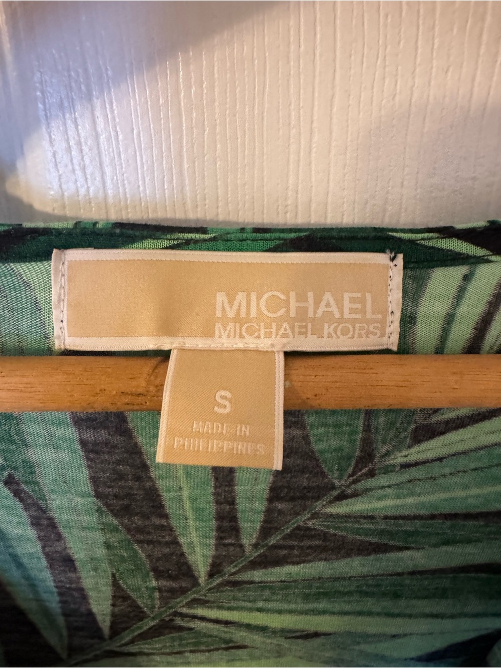 Michael Kors Black & Green Palm-Print Cowl Neck Long Sleeve Top - Picture 2 of 3